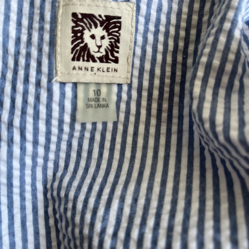 Anne Klein seersucker Blue and White Striped Sleeveless Dress Size 10 - Picture 2 of 3